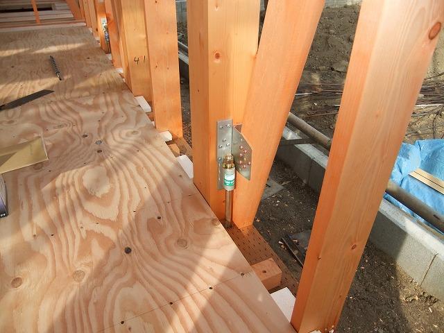 Construction ・ Construction method ・ specification. Anchor bolt and is, Structural members, such as wood and steel, Or the like in order to secure the equipment, Is the bolt to be used embedded in concrete. 