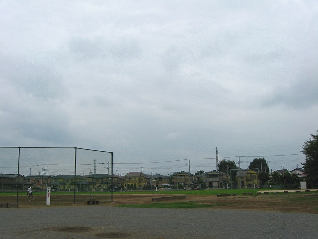 park. 584m until deep Sports Square (park)