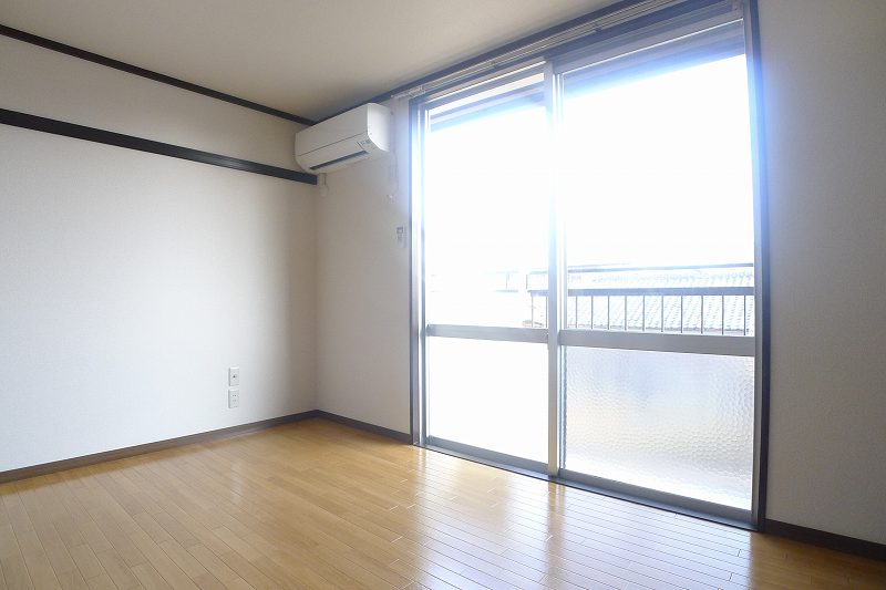 Other room space. South-facing sunny