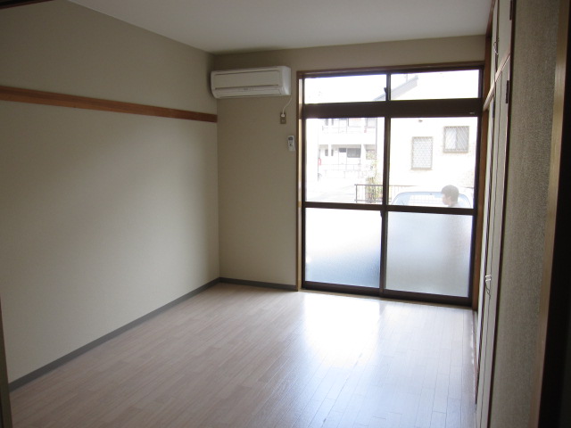 Living and room. Main room