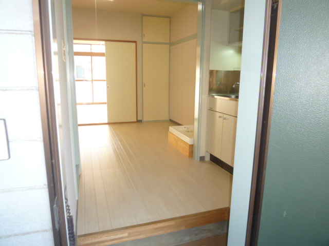 Entrance. Internal front as seen from the front door