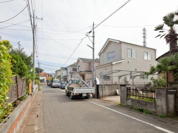 Local photos, including front road. 2013 / 10 / 08 shooting 