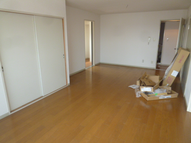 Living and room. ※ Reform the way