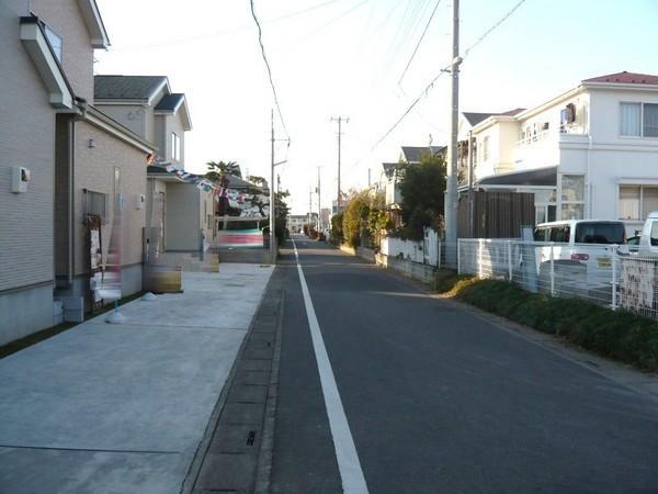 Local photos, including front road