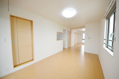 Living and room. ※ Image