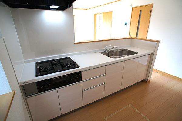 Kitchen. Indoor (10 May 2013) Shooting B Building