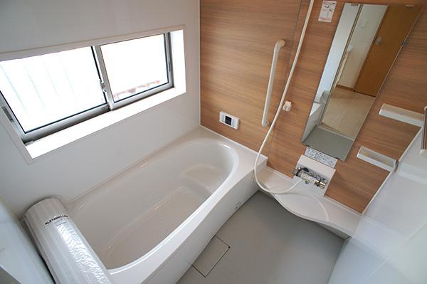 Bathroom. Indoor (10 May 2013) Shooting B Building