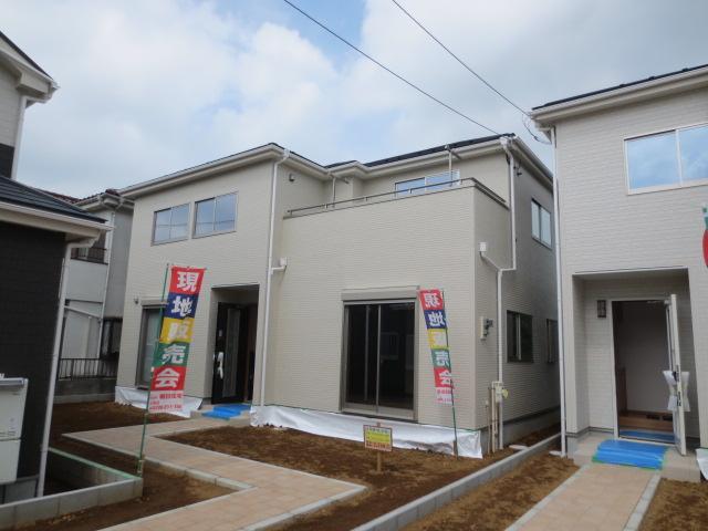 Local appearance photo. Local (09 May 2013) Shooting Building 2