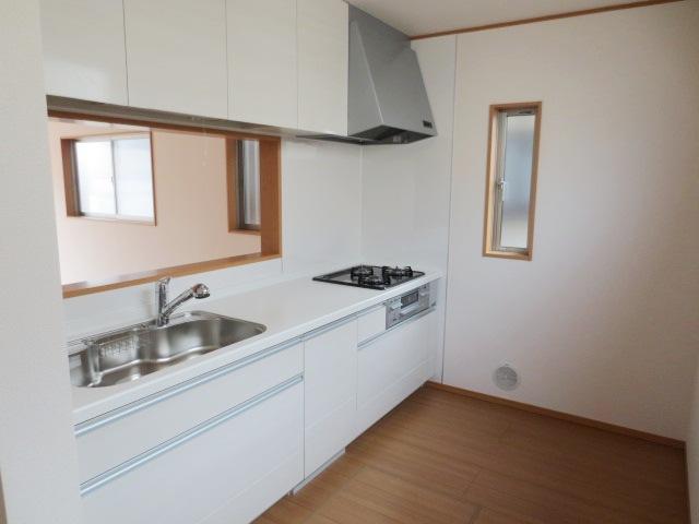 Kitchen. Indoor (09 May 2013) Shooting 1 Building