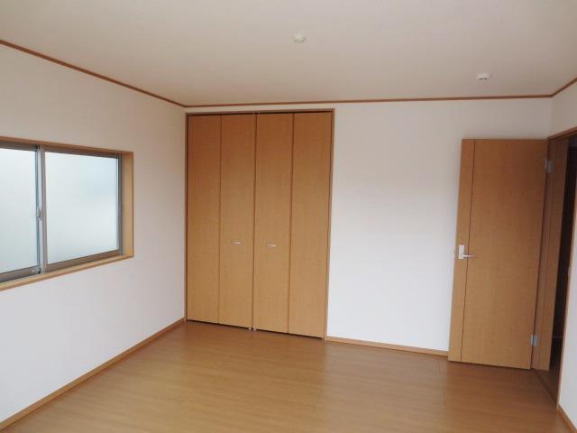 Non-living room. Indoor (09 May 2013) Shooting 1 Building