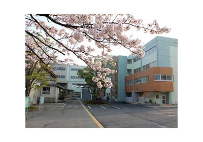 Junior high school. 1320m to Miyauchi junior high school