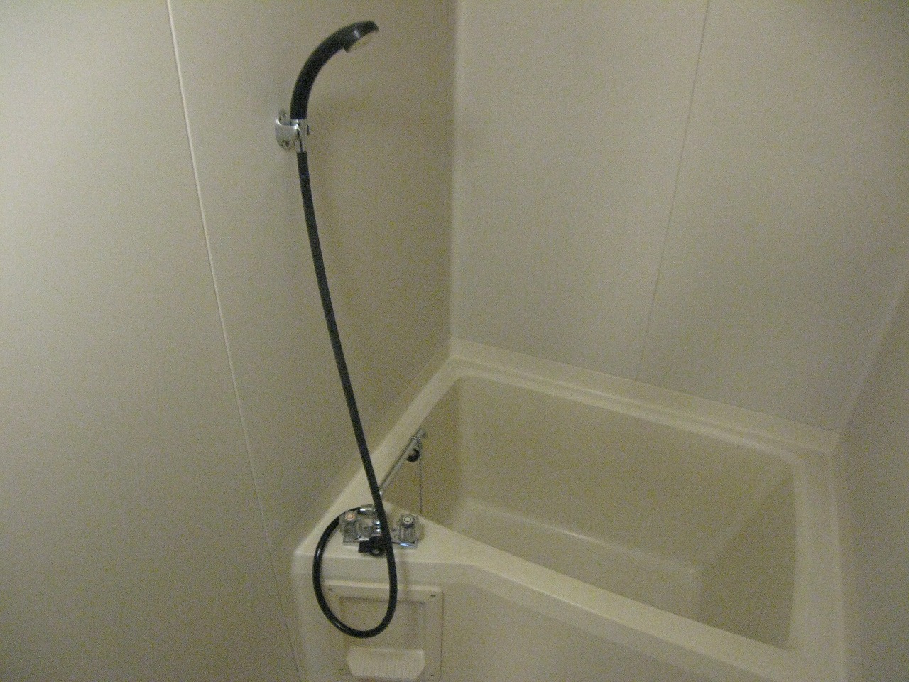 Bath. Contact is a bath with shower.