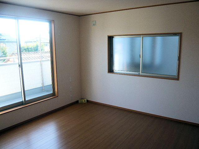 Non-living room. 1 Building Second floor 8 pledge