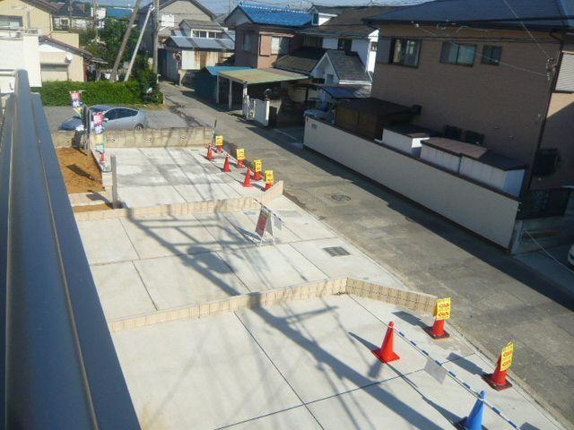 View photos from the dwelling unit. Space of charm