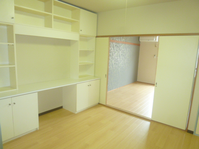 Living and room. Main room