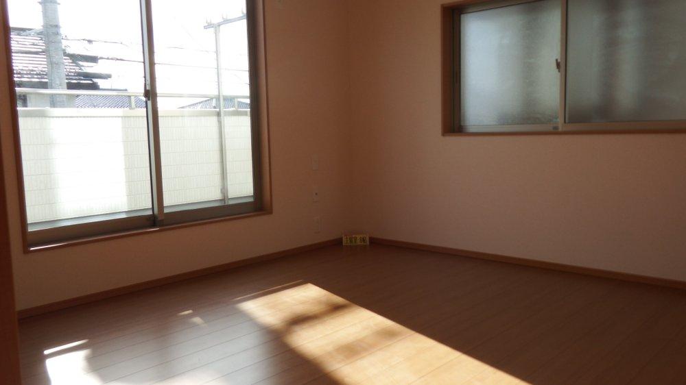 Non-living room. Indoor (12 May 2013) Shooting 1 Building