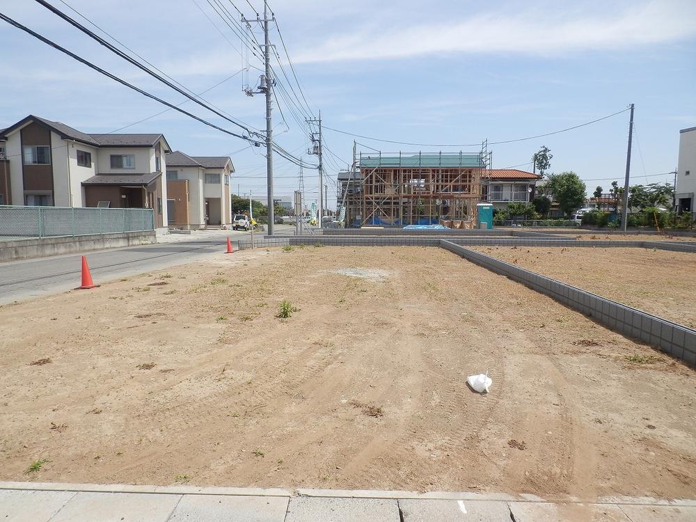 Local land photo. From E compartment