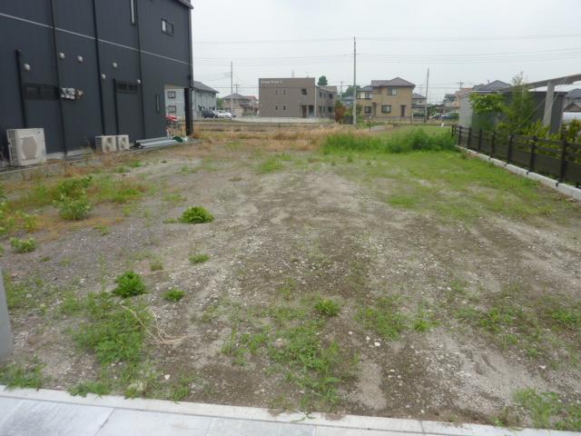 Local land photo. Local (06 May 2012) shooting