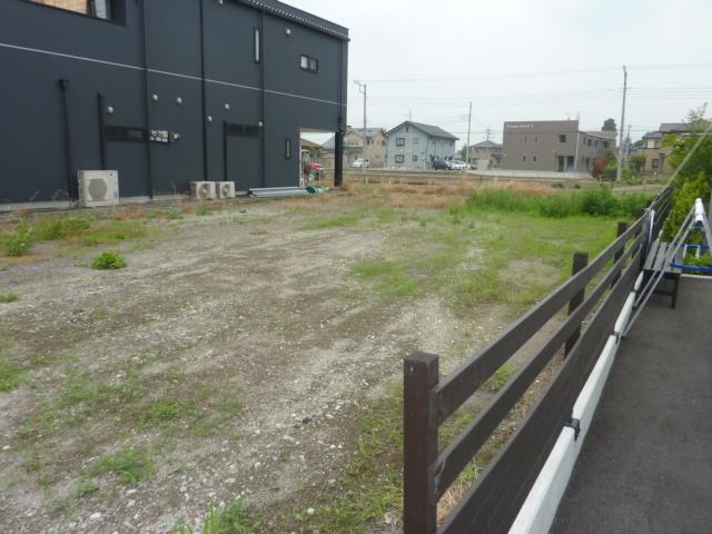 Local land photo. Local (06 May 2012) shooting