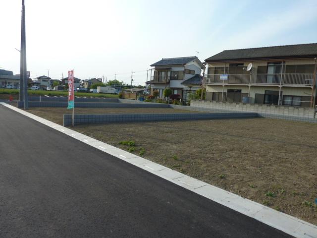 Sale already cityscape photo. Sale already the city average