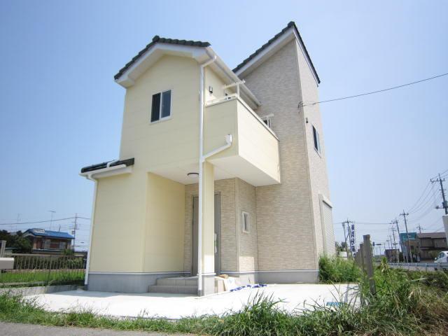 Local appearance photo. Feeling of freedom is preeminent