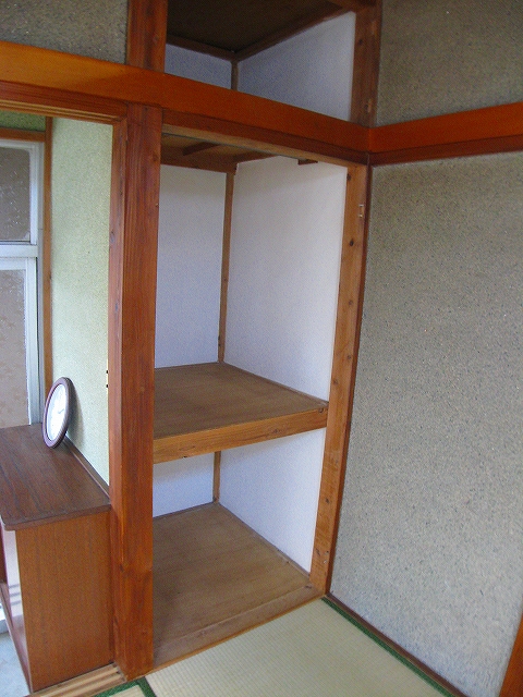 Receipt. Storage is also a spacious.