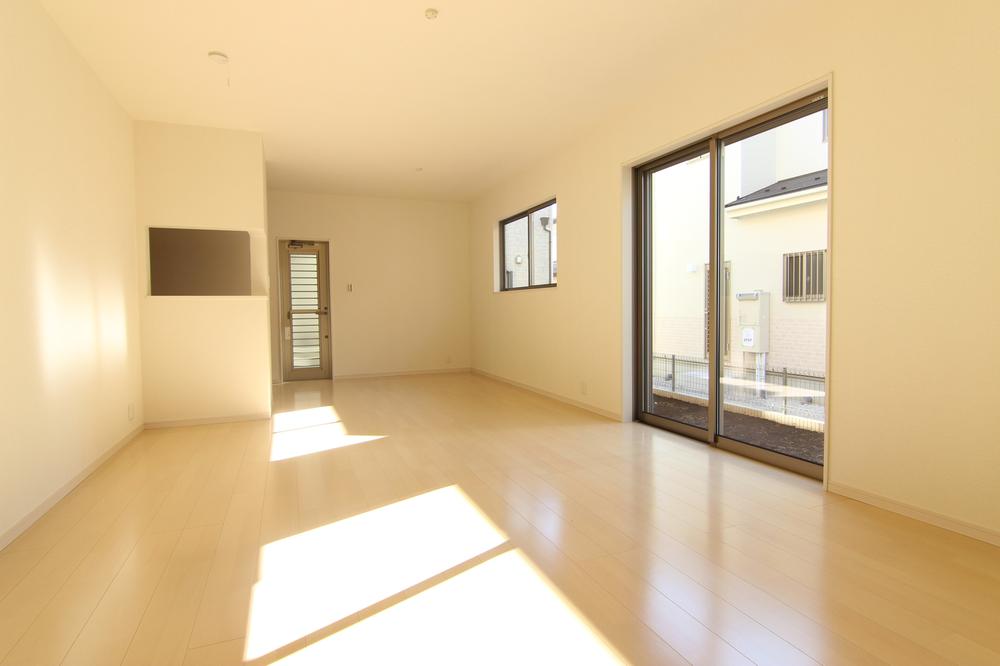 Living. Indoor (11 May 2013) Shooting