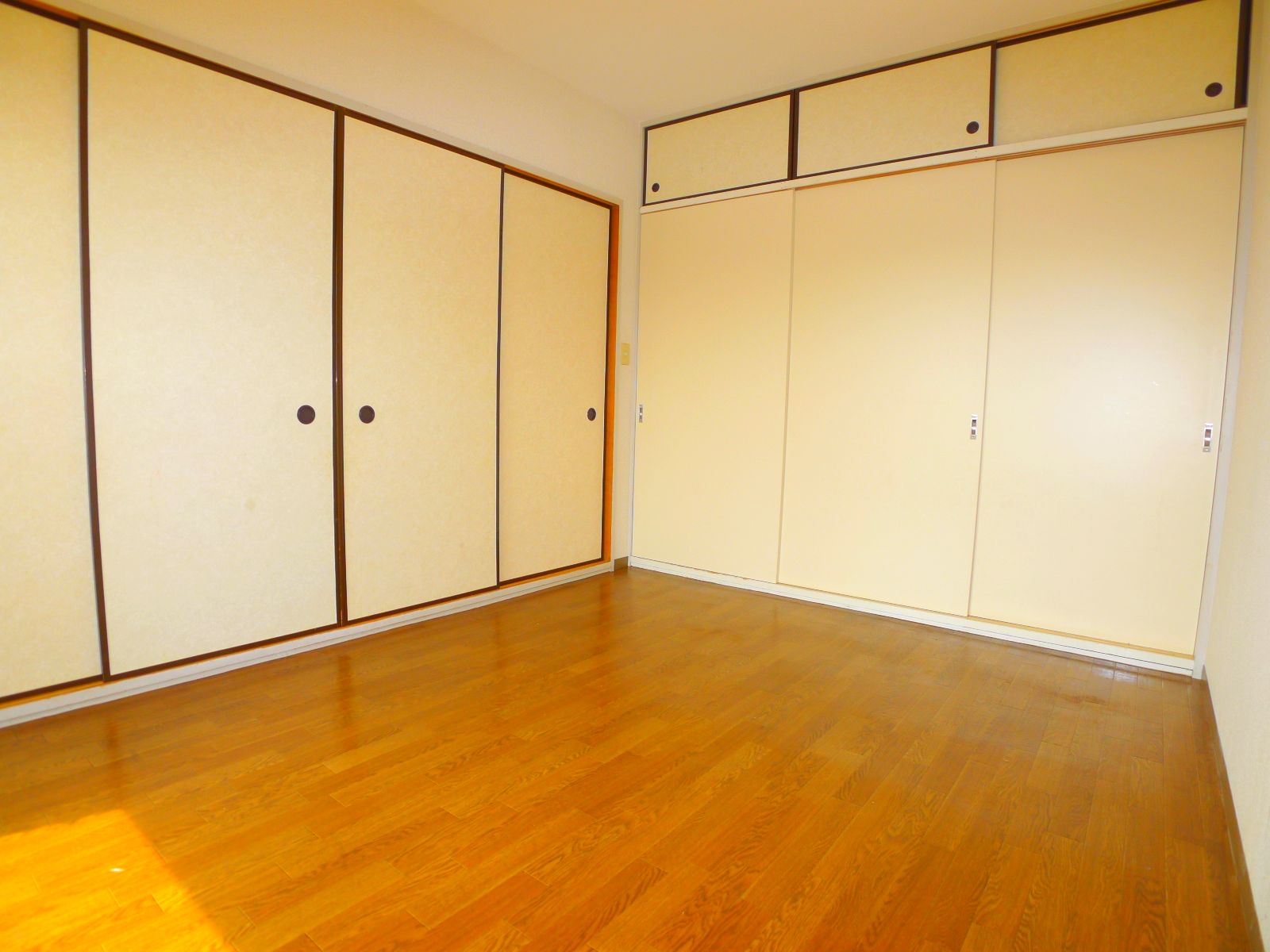 Living and room. Western style room