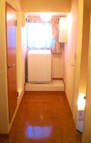 Other. Sunny, The entire room is bright impression.