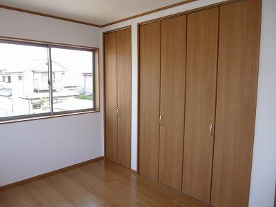 Same specifications photos (Other introspection). 6 Building (April 2013) Shooting Storage is also rich. It has easy-to-use design.