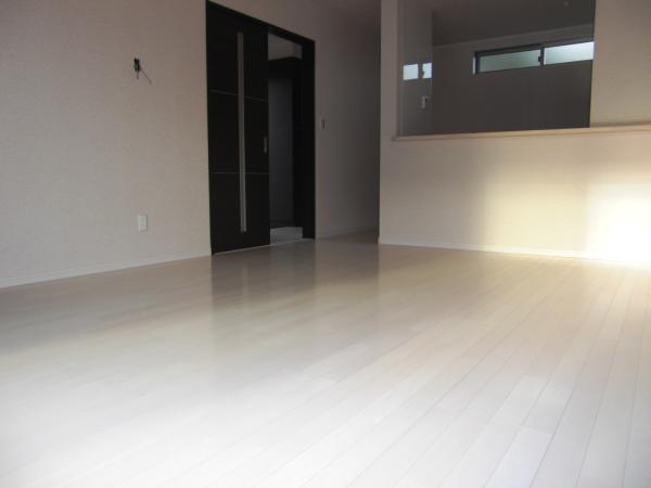 Living. LDK about 16 Pledge