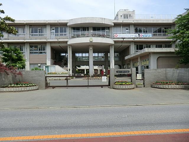 Other. Akamidai 550m until junior high school