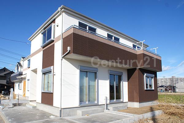 Local appearance photo. Building 3