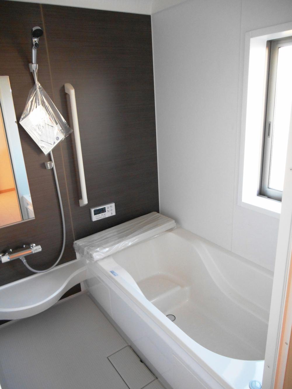 Same specifications photo (bathroom). Same specification bathroom