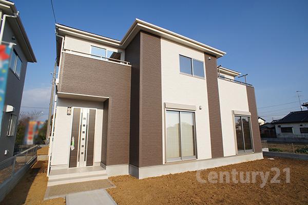 Local appearance photo. Building 3