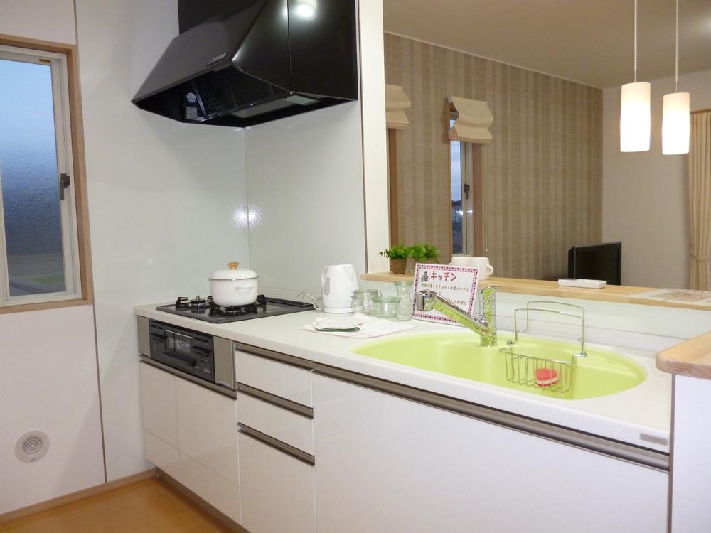 Building plan example (introspection photo). Face-to-face kitchen