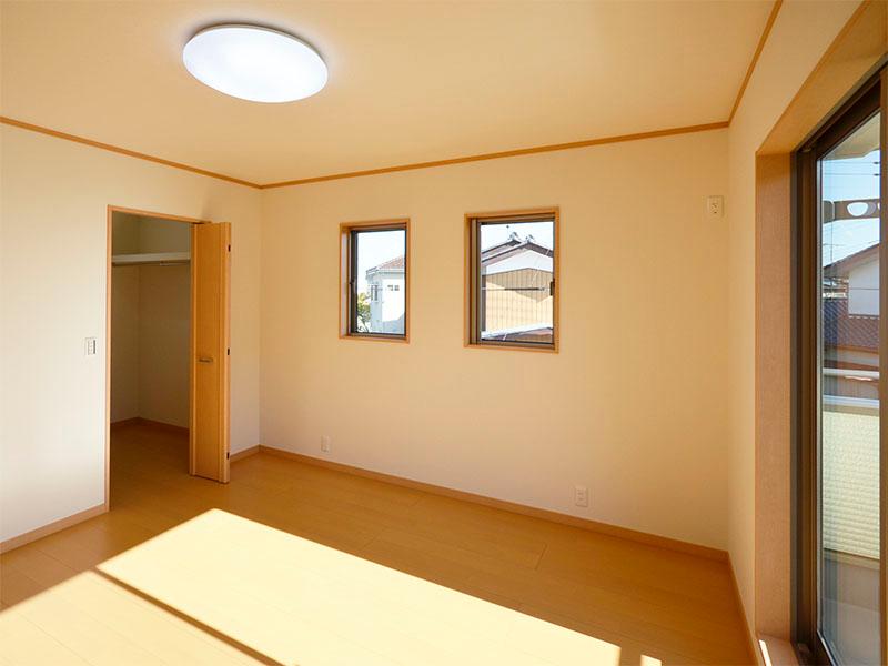 Same specifications photos (Other introspection). (B Building) same specification Western + WIC