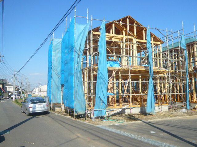 Local photos, including front road. 9 / 20 1 Building Before road 5M