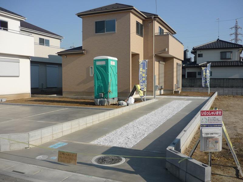 Local appearance photo. Building 3 Parking two Allowed