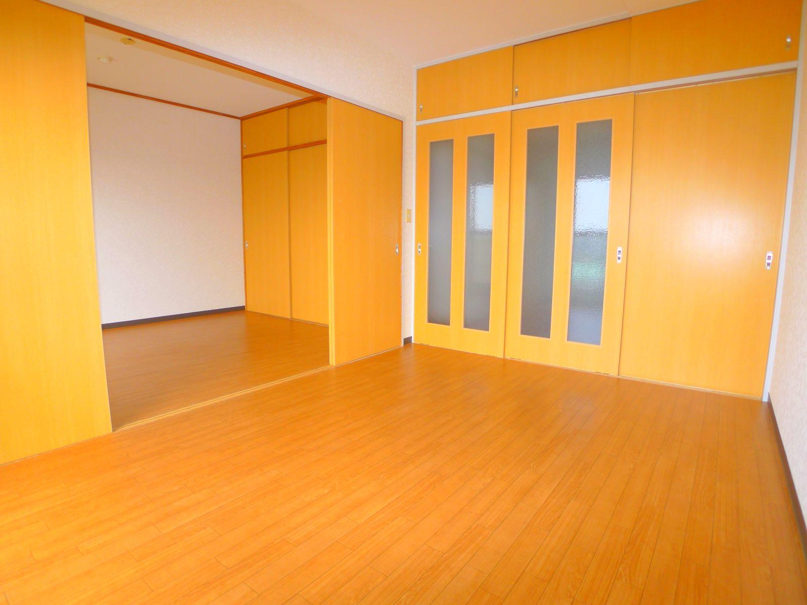 Living and room. Western style room