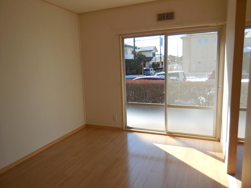 Other room space. 6 Pledge of Western-style.