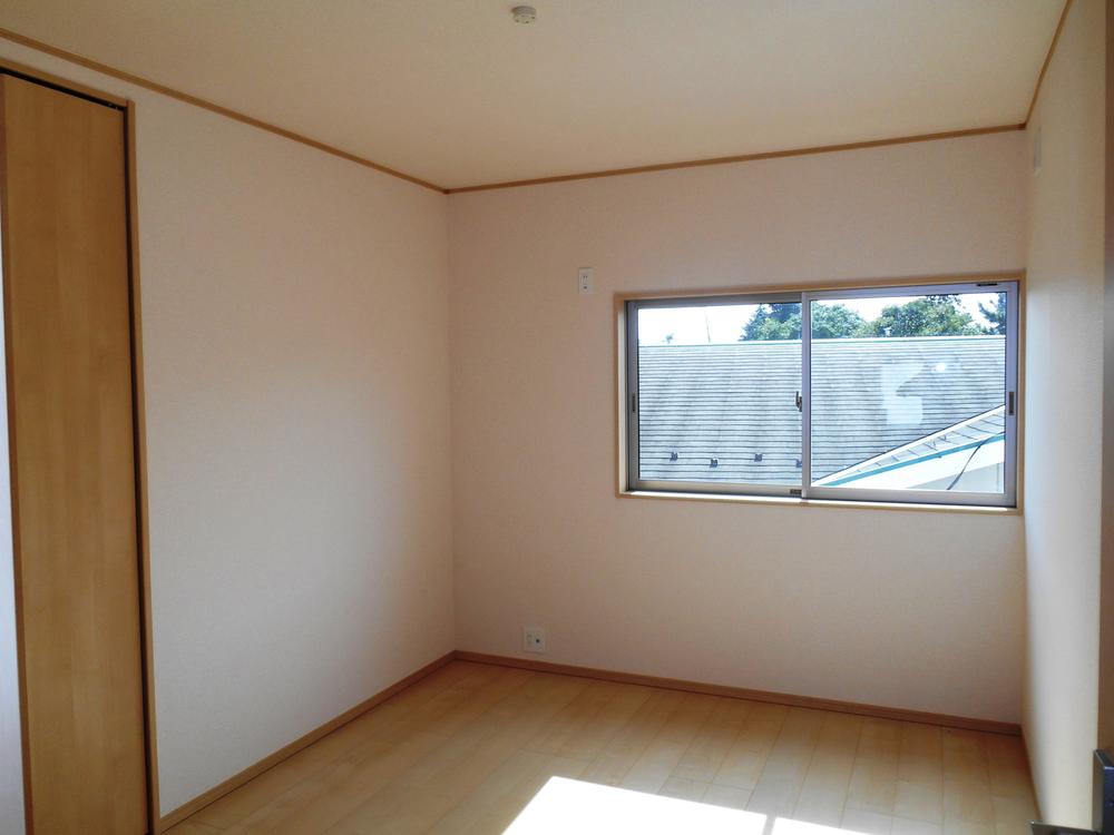 Non-living room. Indoor (10 May 2013) Shooting