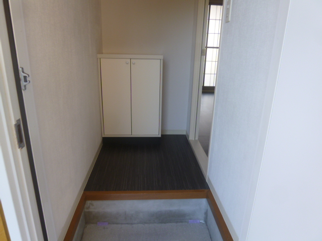 Entrance. Internal front as seen from the front door