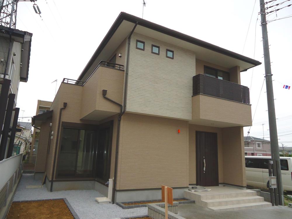 Local appearance photo. Local (April 2013) Shooting Local appearance photo