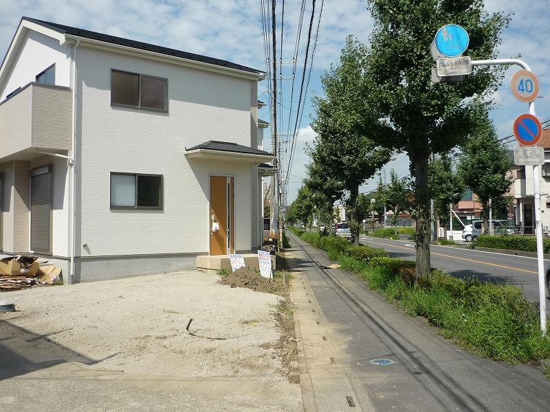 Local photos, including front road