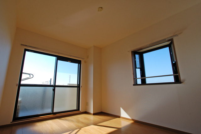Other room space. Of bright two-sided lighting Western-style With bay windows which can stylish rendition