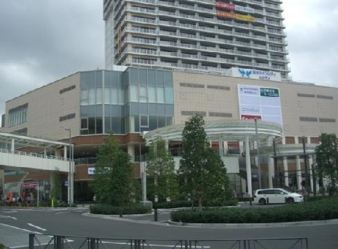 Shopping centre. Koshigaya Twin City