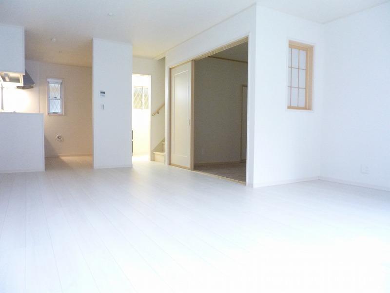 Living. Indoor (12 May 2013) Shooting