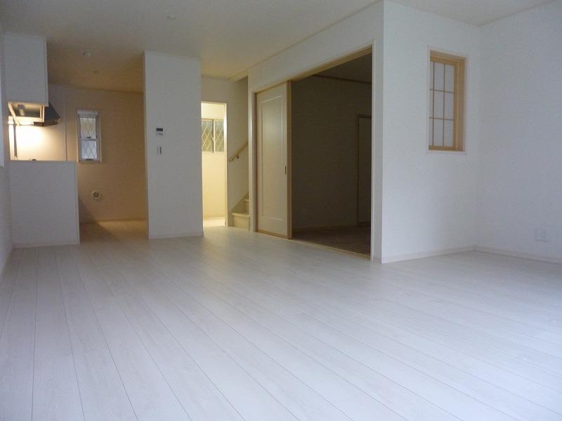 Living. Indoor (12 May 2013) Shooting