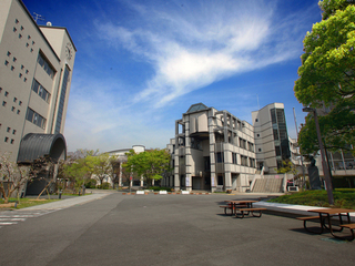 University ・ Junior college. Private Bunkyo University (University ・ 821m up to junior college)